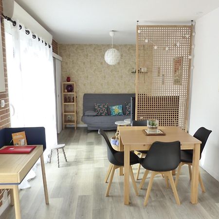 La Petite Maison Tahet, 2 Pers Avec Terrasse Basse-Indre 외부 사진