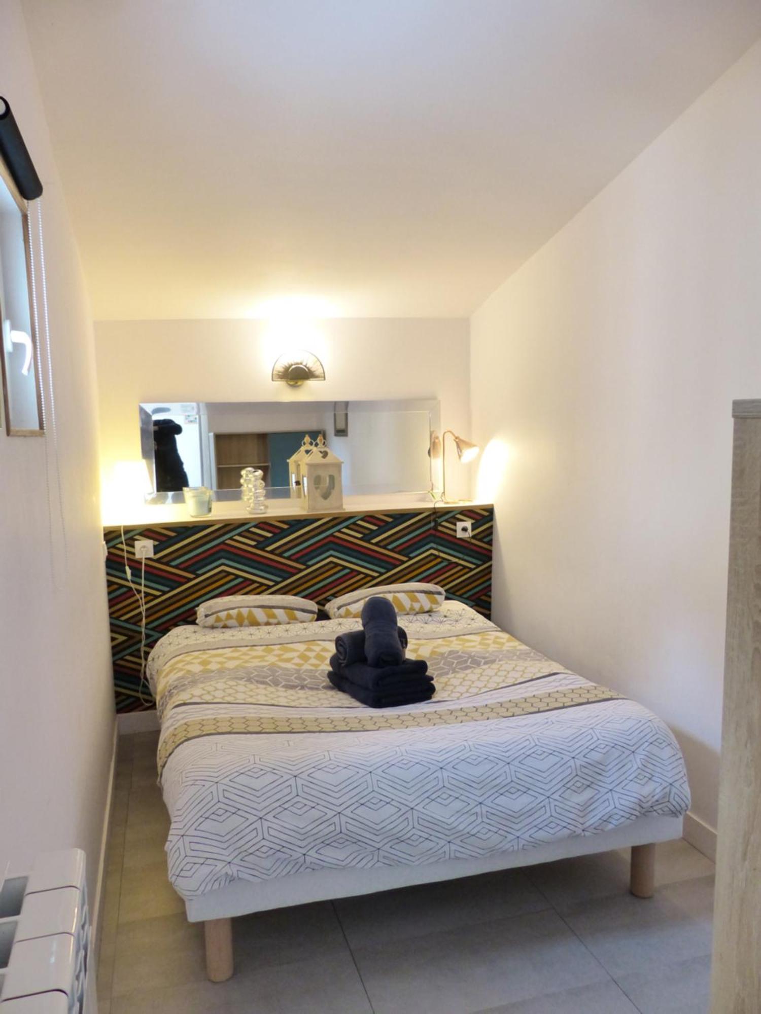 La Petite Maison Tahet, 2 Pers Avec Terrasse Basse-Indre 외부 사진