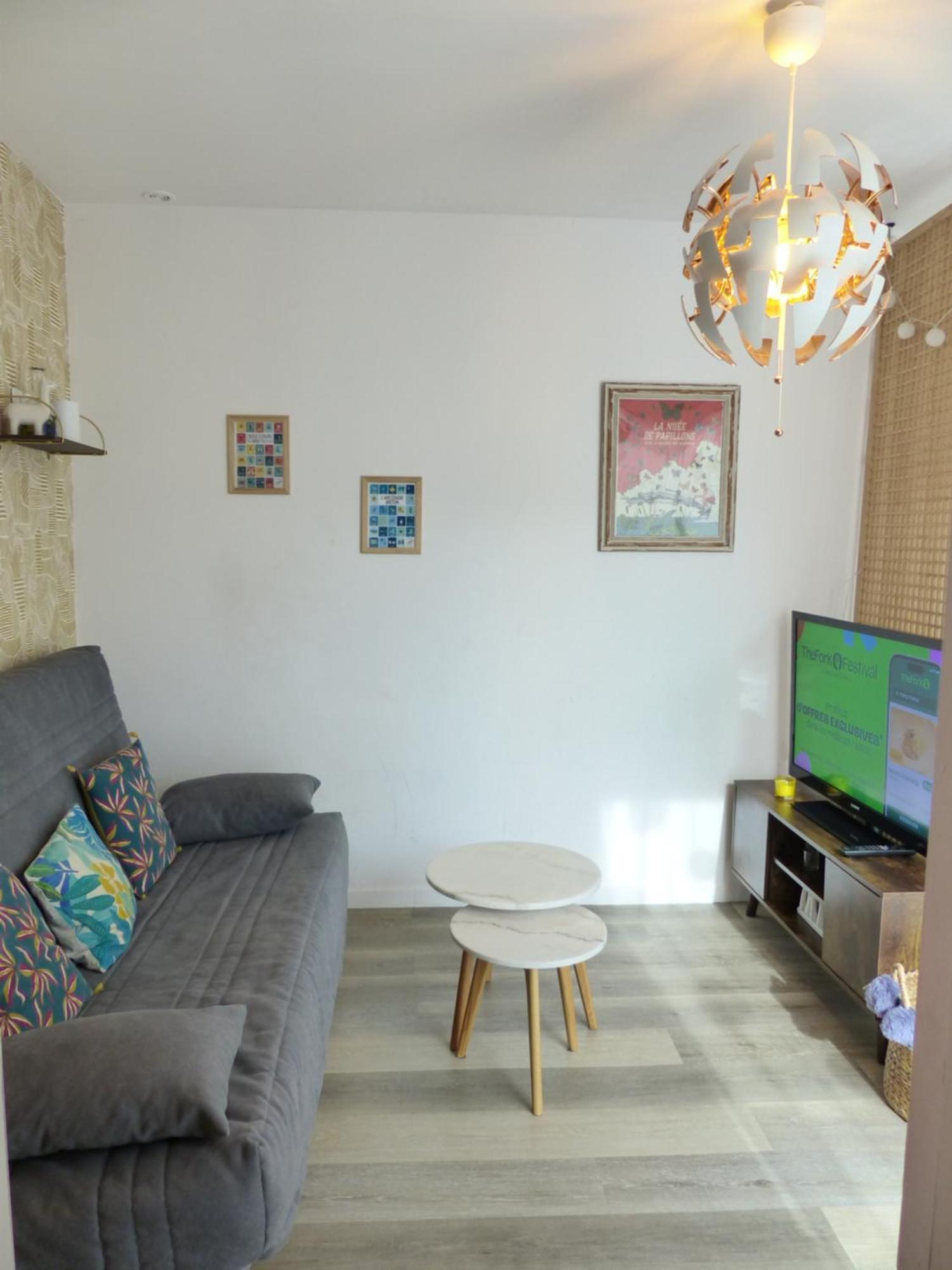 La Petite Maison Tahet, 2 Pers Avec Terrasse Basse-Indre 외부 사진